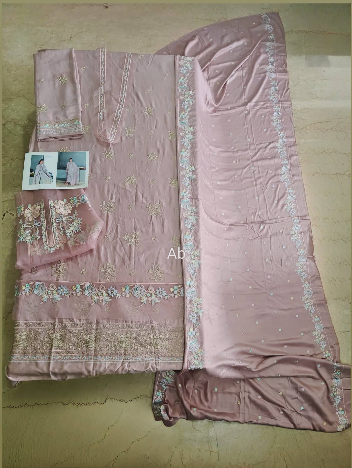 ing_hussain_rehar_karandi_awwal_boutique