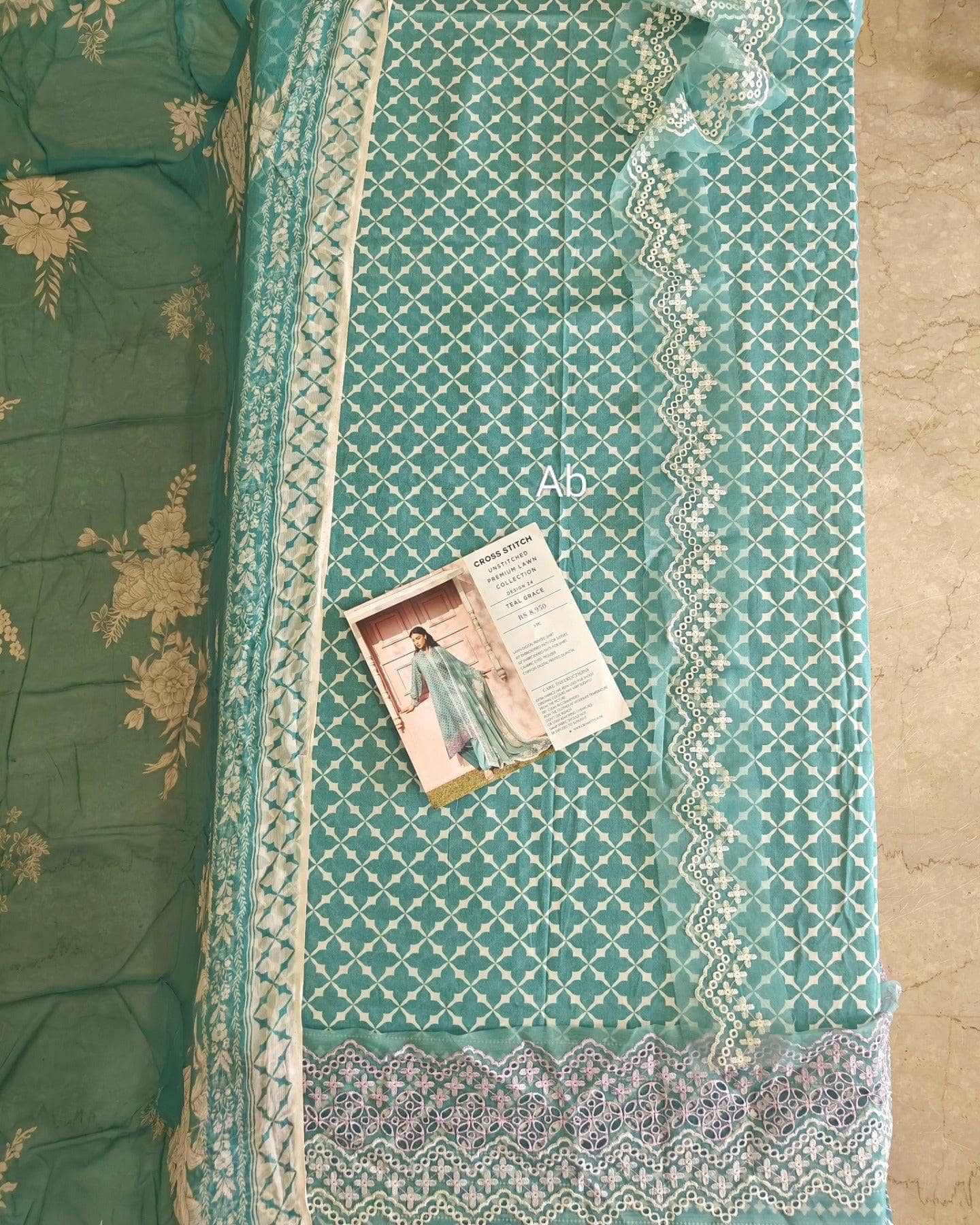 img_cross_stitch_awn_awwal_boutique