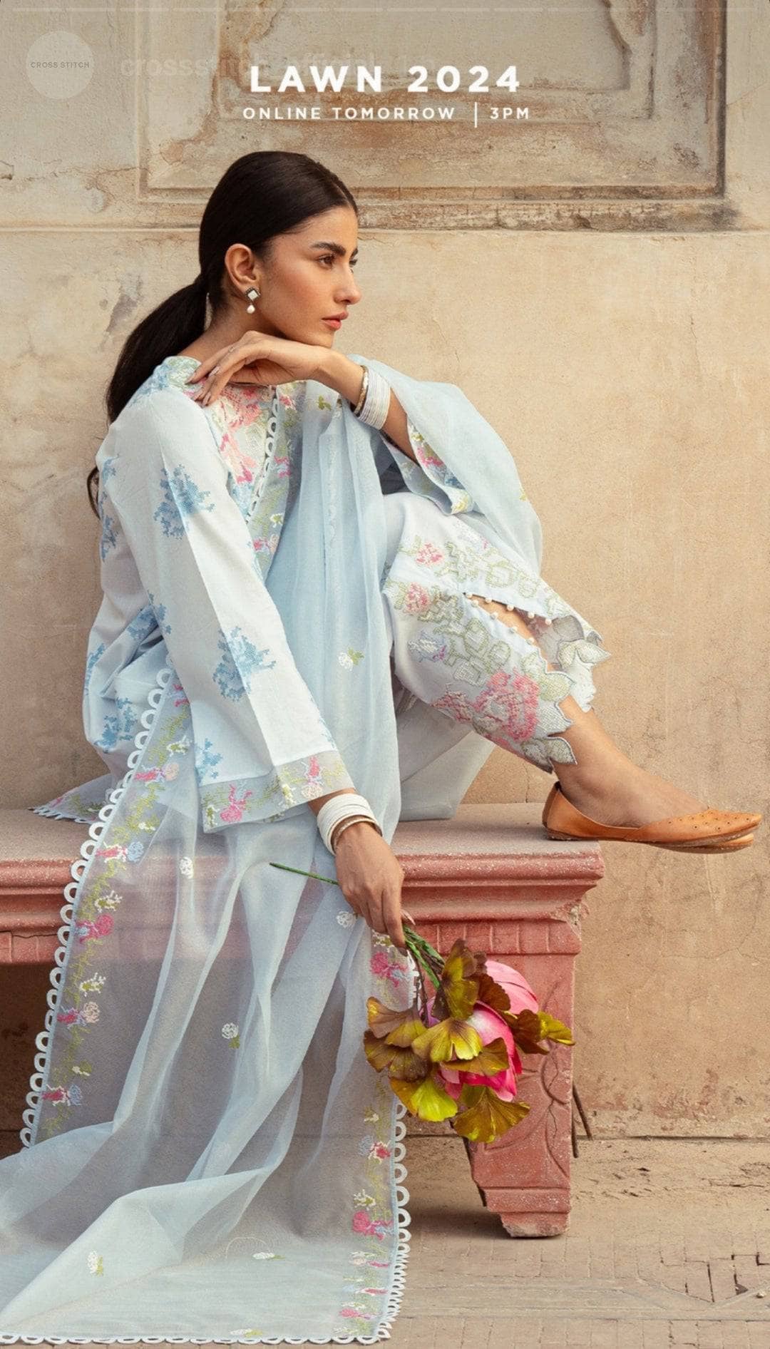 img_cross_stitch_lawn_24_awwal_boutique