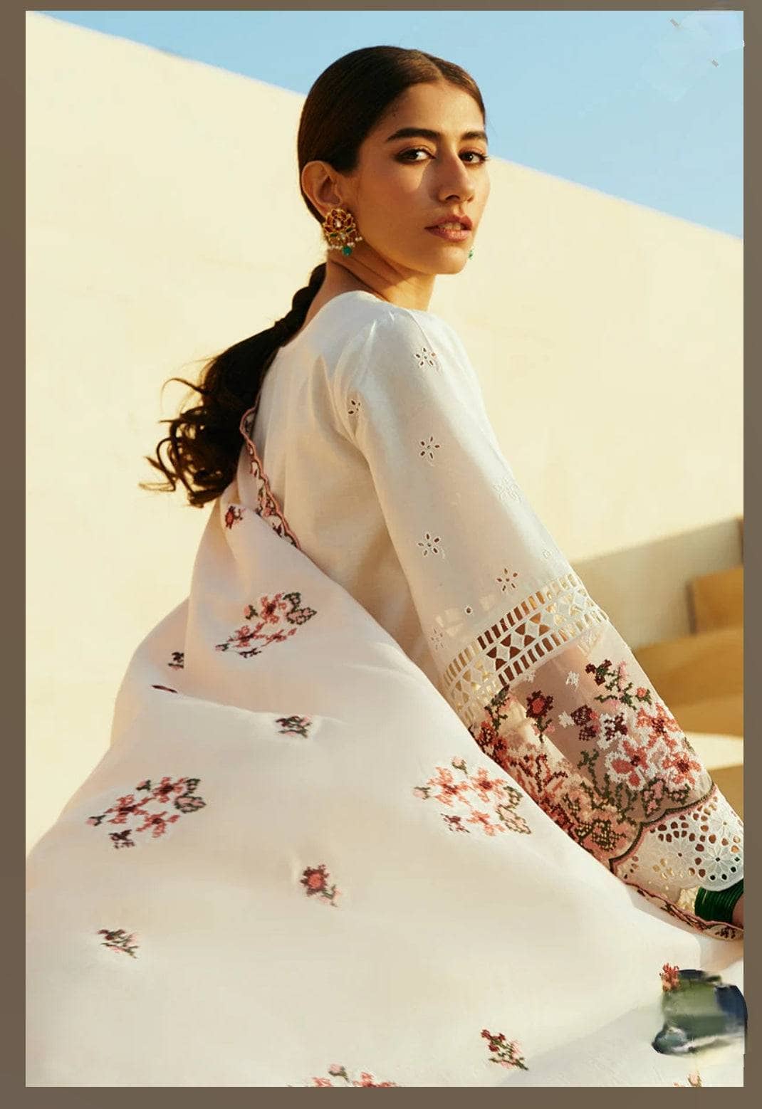 img_cross_stitch_lawn_24_awwal_boutique