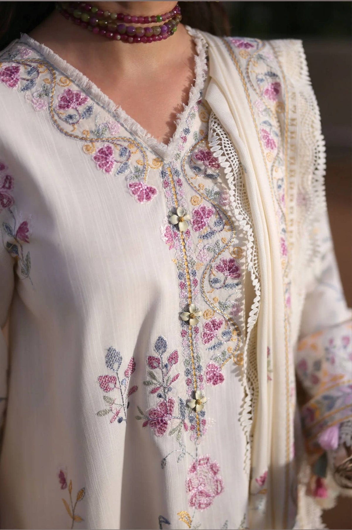 Cross Stitch Winter 26/ALABASTER BLOOM-3PC SUIT/White