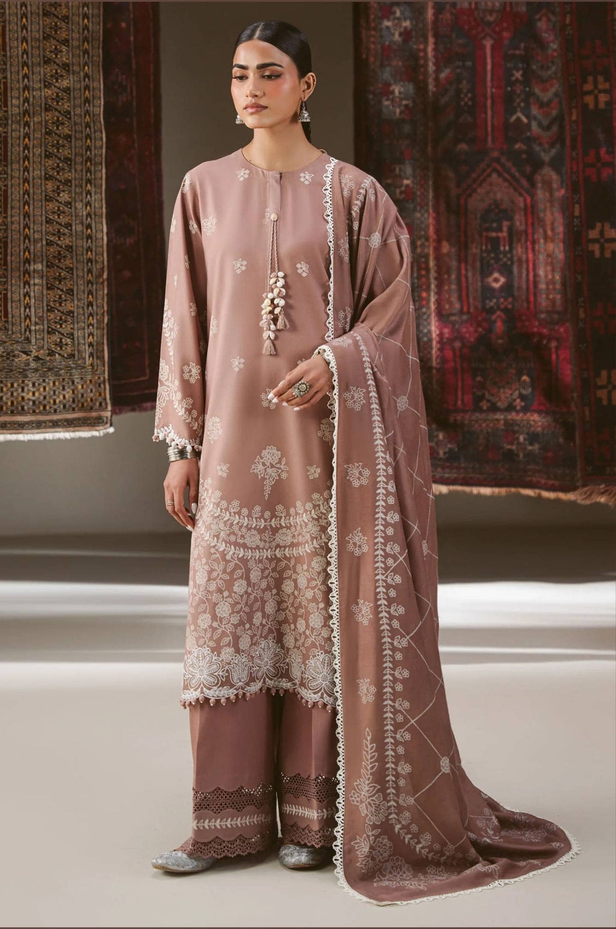 img_cross_stitch_winter_awwal_boutique