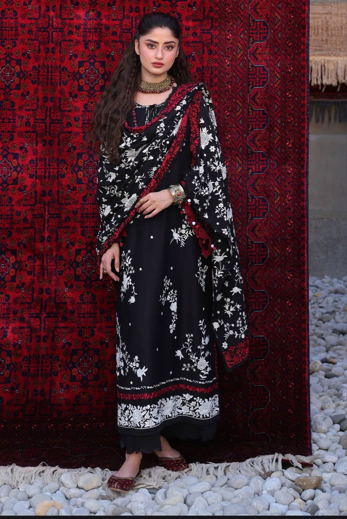 img_cross_stitch_winter_awwal_boutique