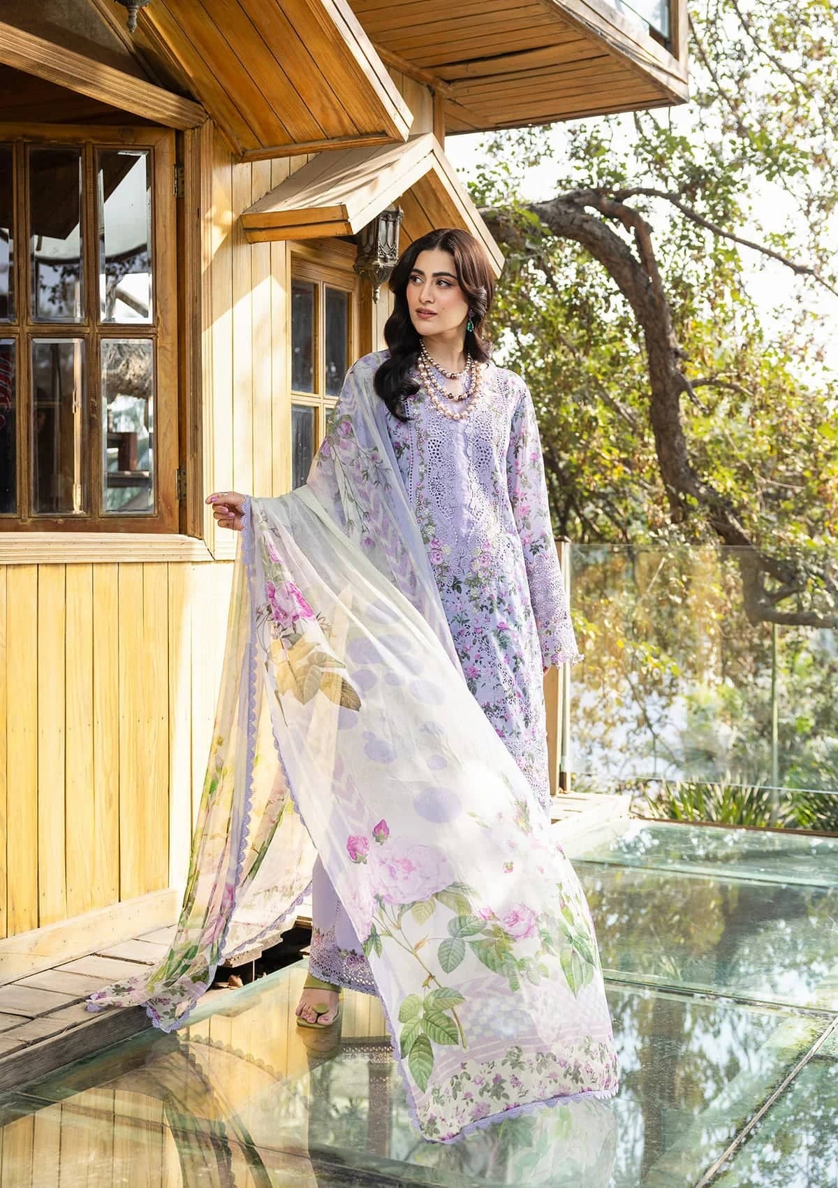 Restocked/Elaf Chikankari 26/ERC-6B IRIS/Chiffon Dupatta
