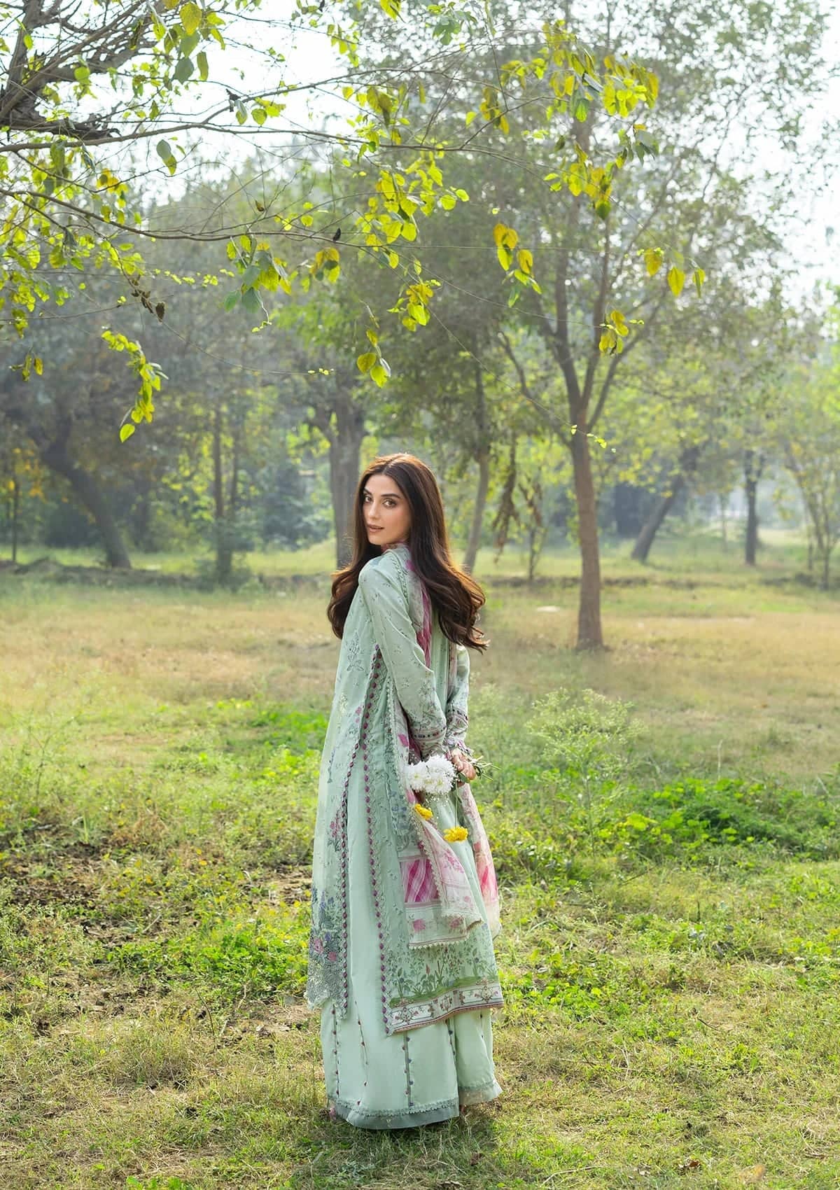 Elaf Chikankari 26/ERC-7B NAHL/Chiffon Dupatta