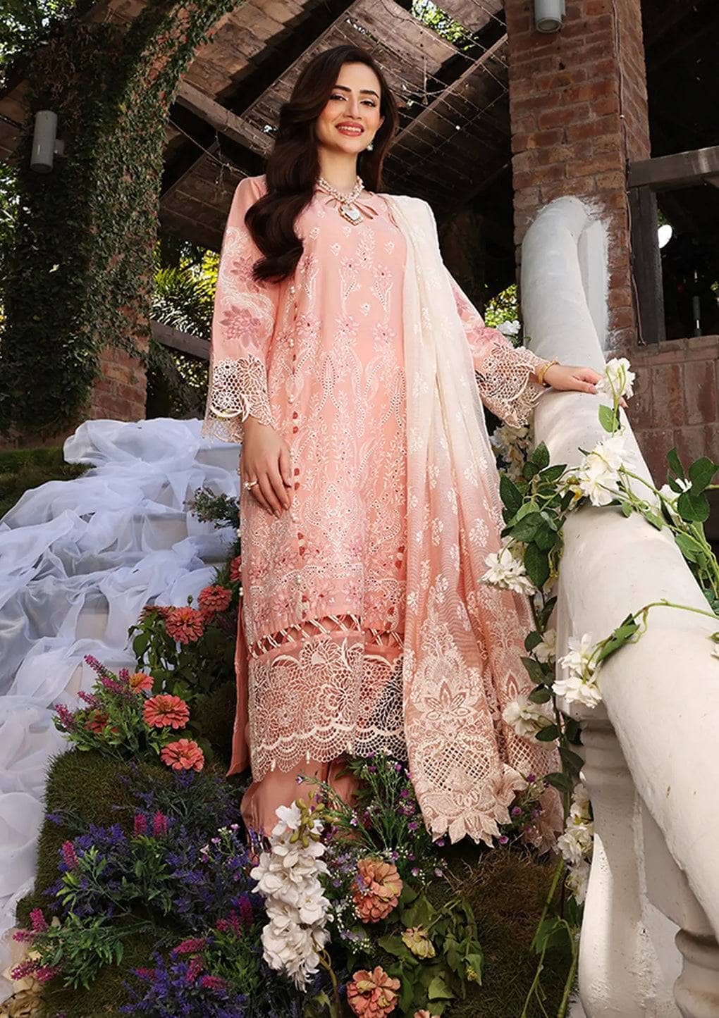 img_elaf_festive_chikankari_23_awwal_boutique