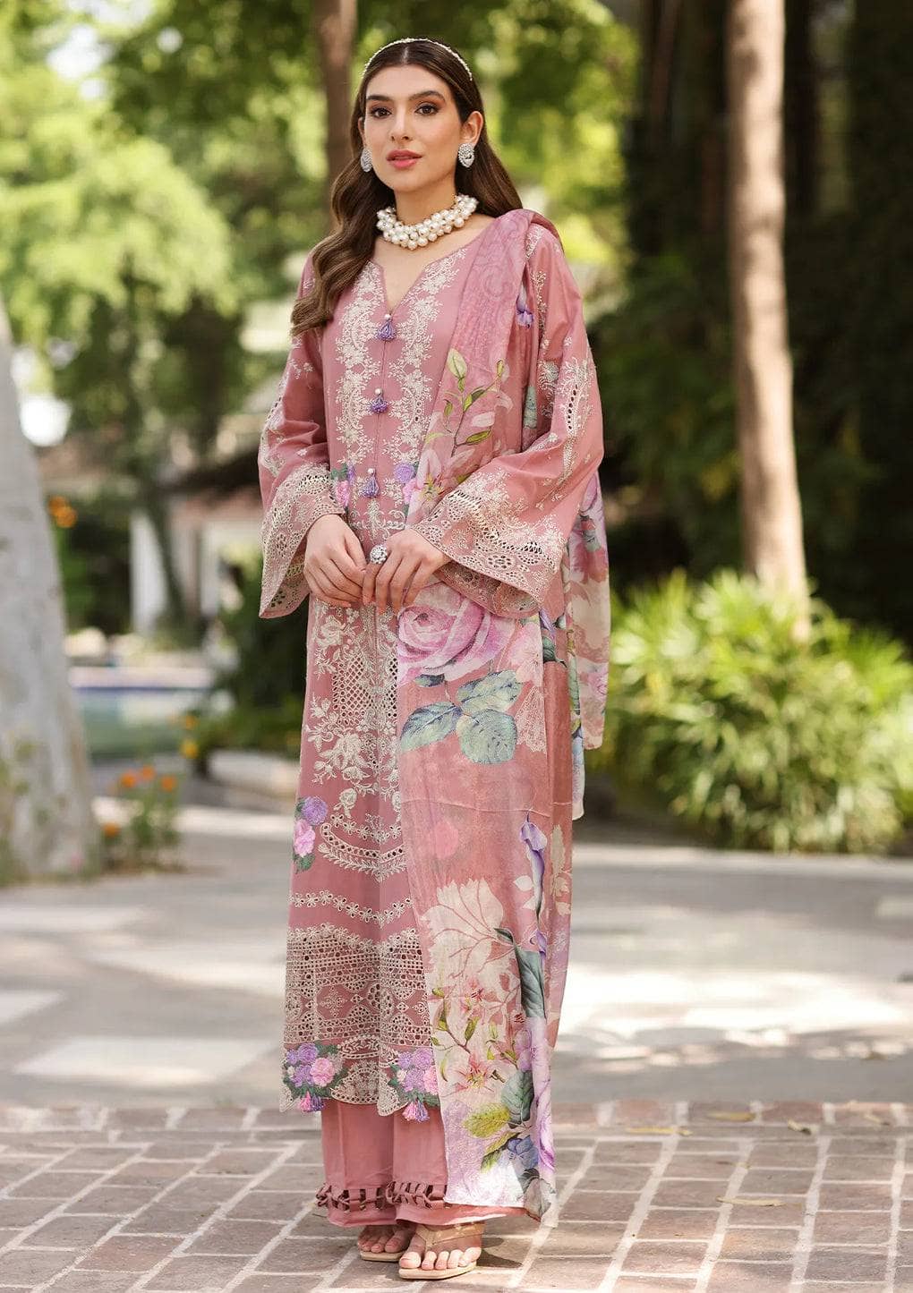 img_elaf_festive_chikankari_23_awwal_boutique