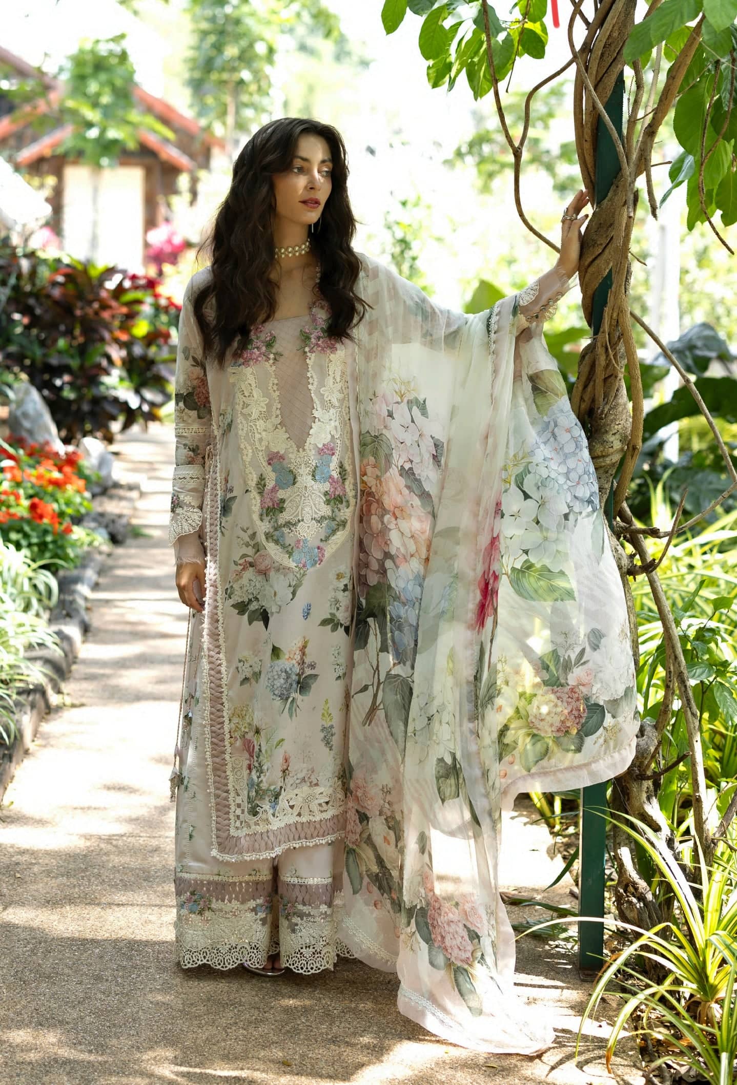 img_elaf_signature_awwal_boutique