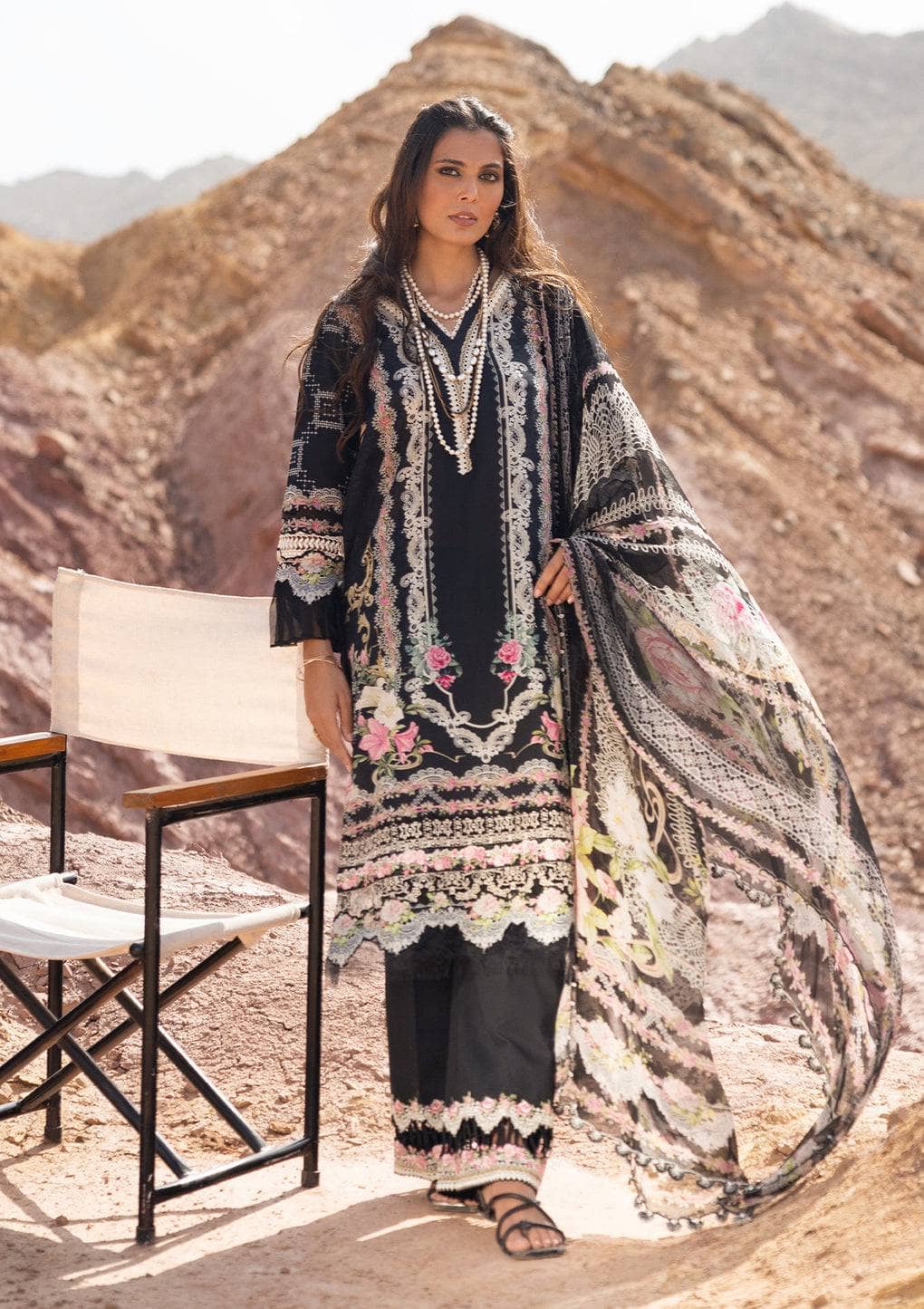 img_elaf_signature_lawn_23_awwal_boutique