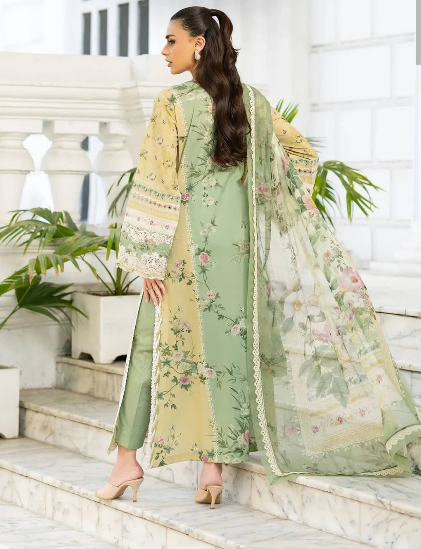 Hot🔥Seller/Elaf Signature Lawn/Vol 2/1A-Elara