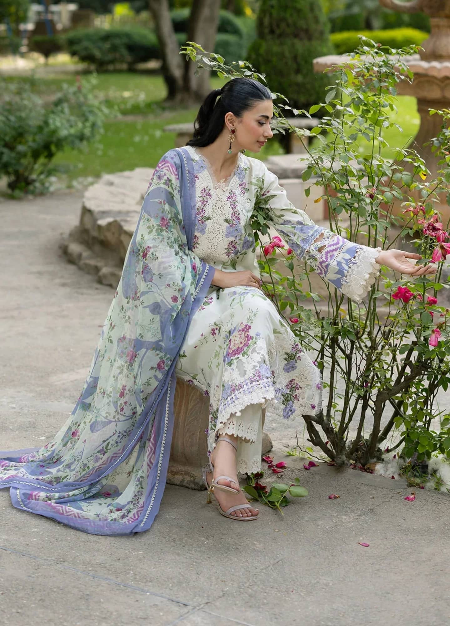 img_elaf_signature_olivia_awwal_boutique
