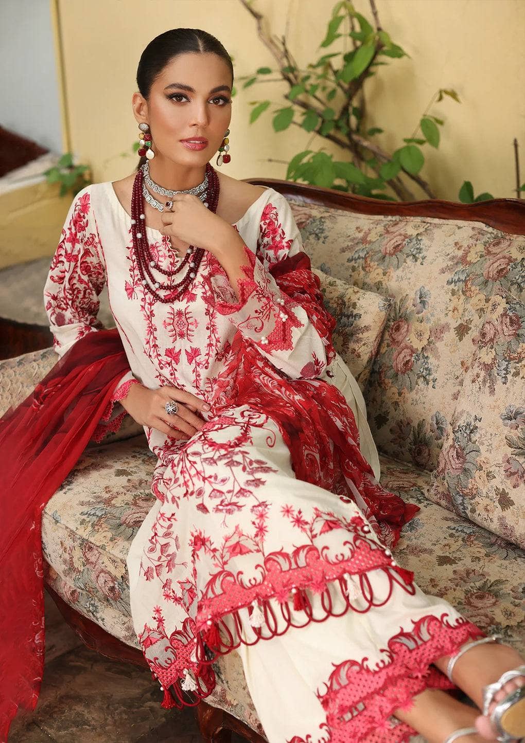 img_elaf_lawn_23_awwal_boutique
