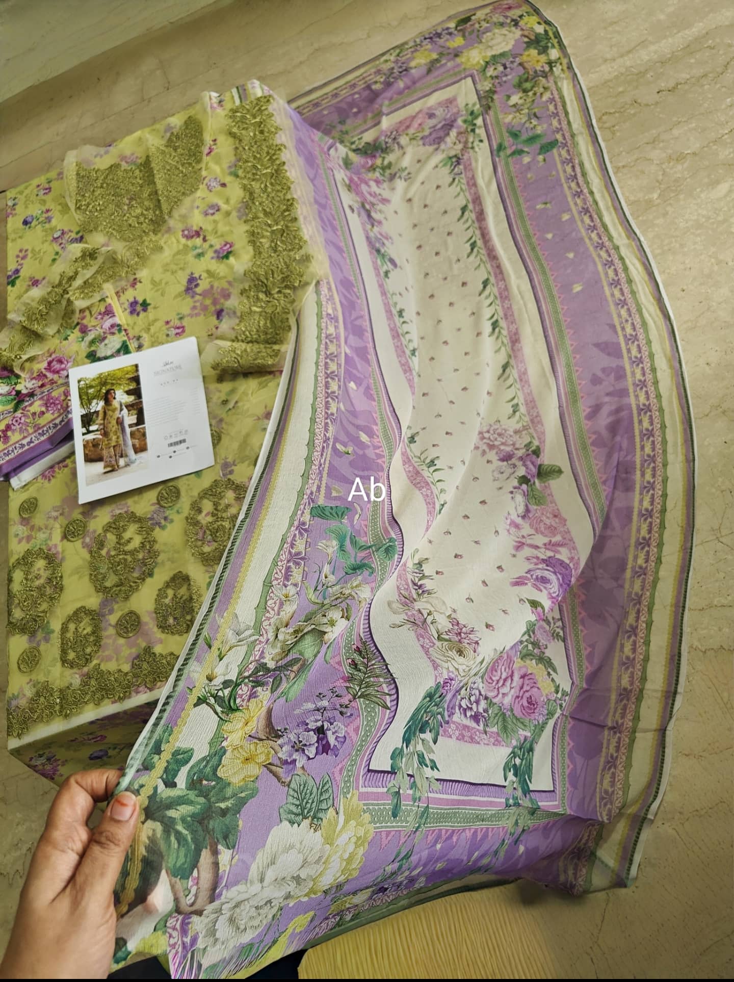 Hot🔥Seller/Open Pic/Elaf Signature Lawn/Vol 2/8A/Olivia