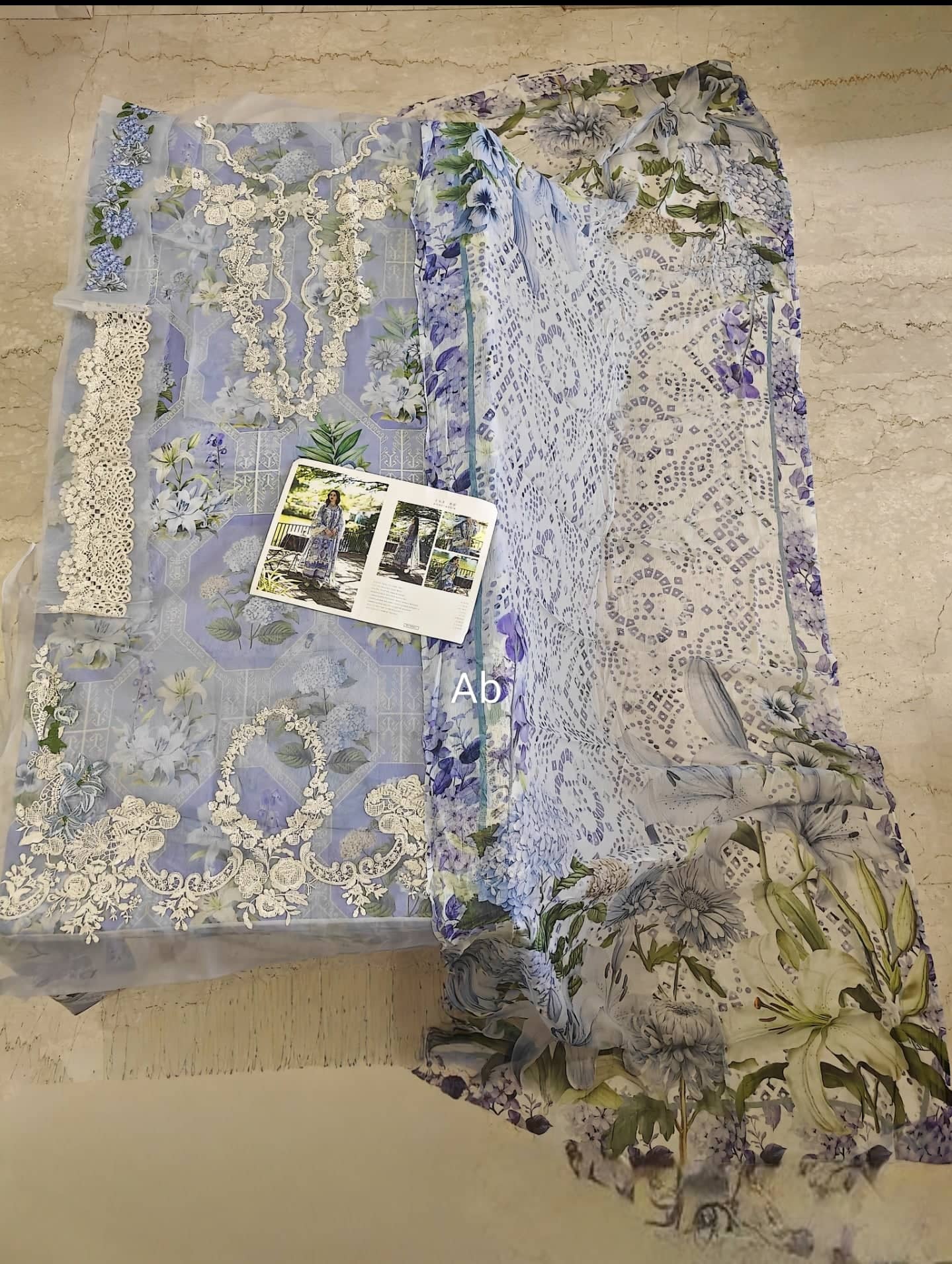 img_elaf_signature_lawn_awwal_boutique