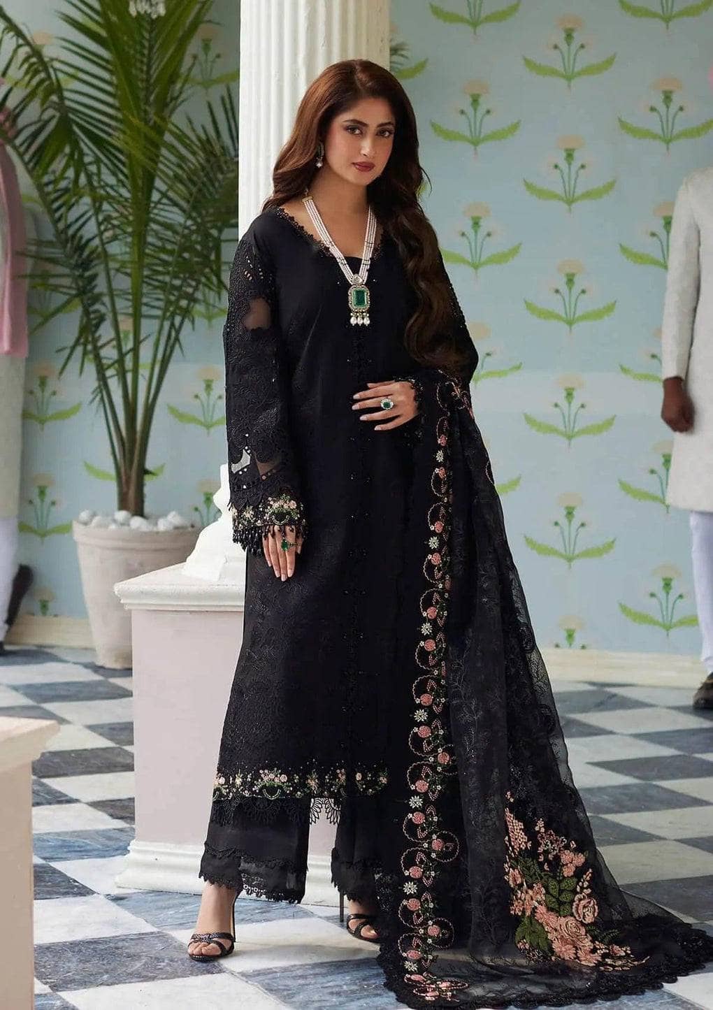 img_elaf_premium_eid_lawn_awwal_boutique