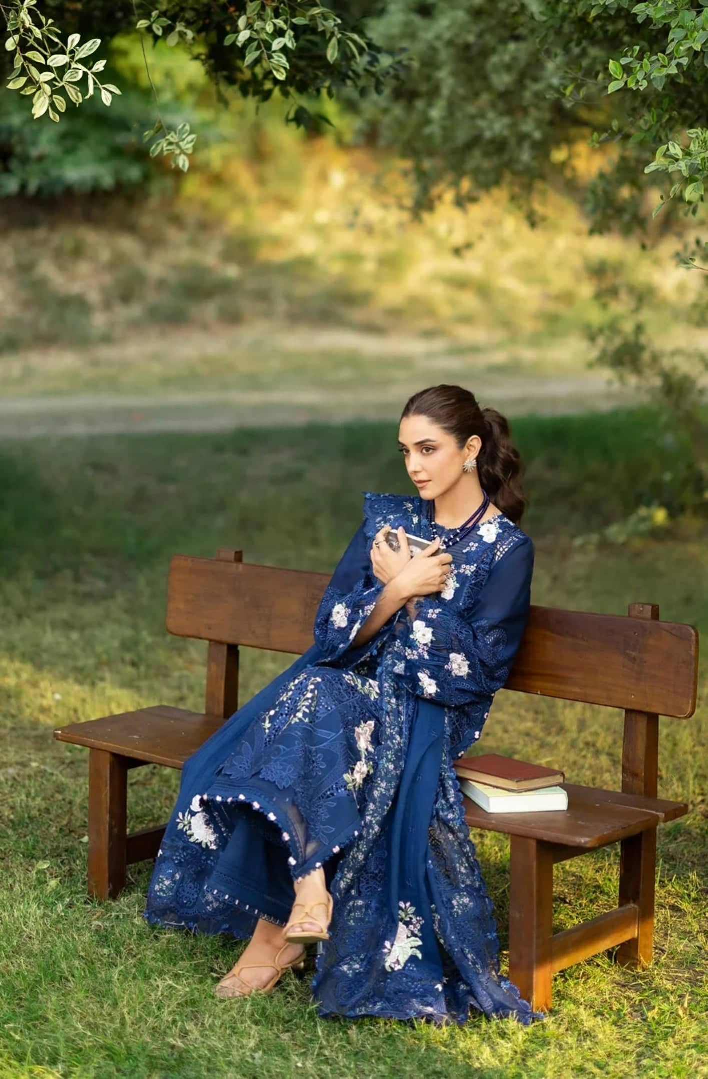 Elaf Premium Lawn 26/ELY-4B BLUE BELLE