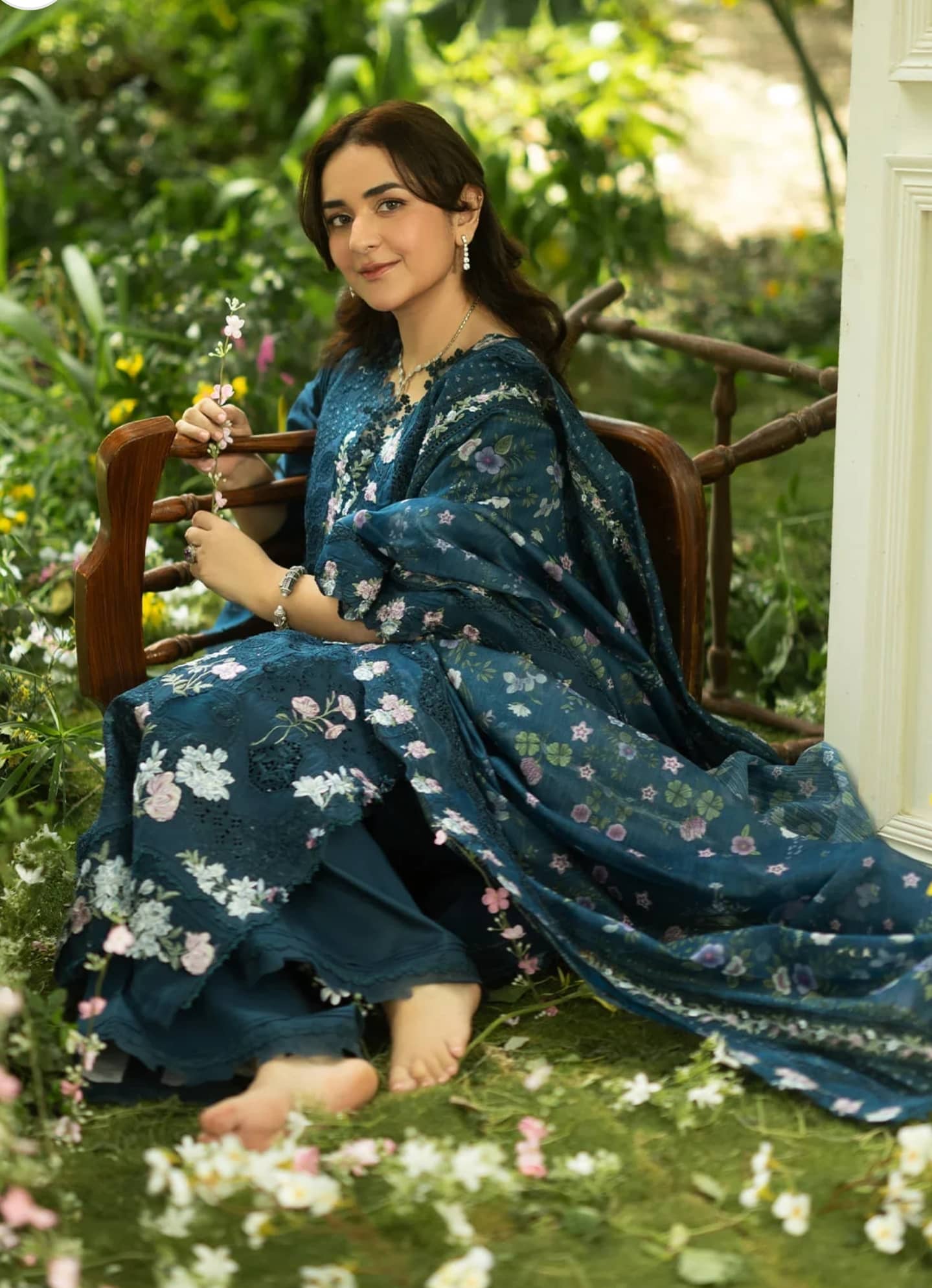 img_elaf_premium_lawn_awwal_boutique