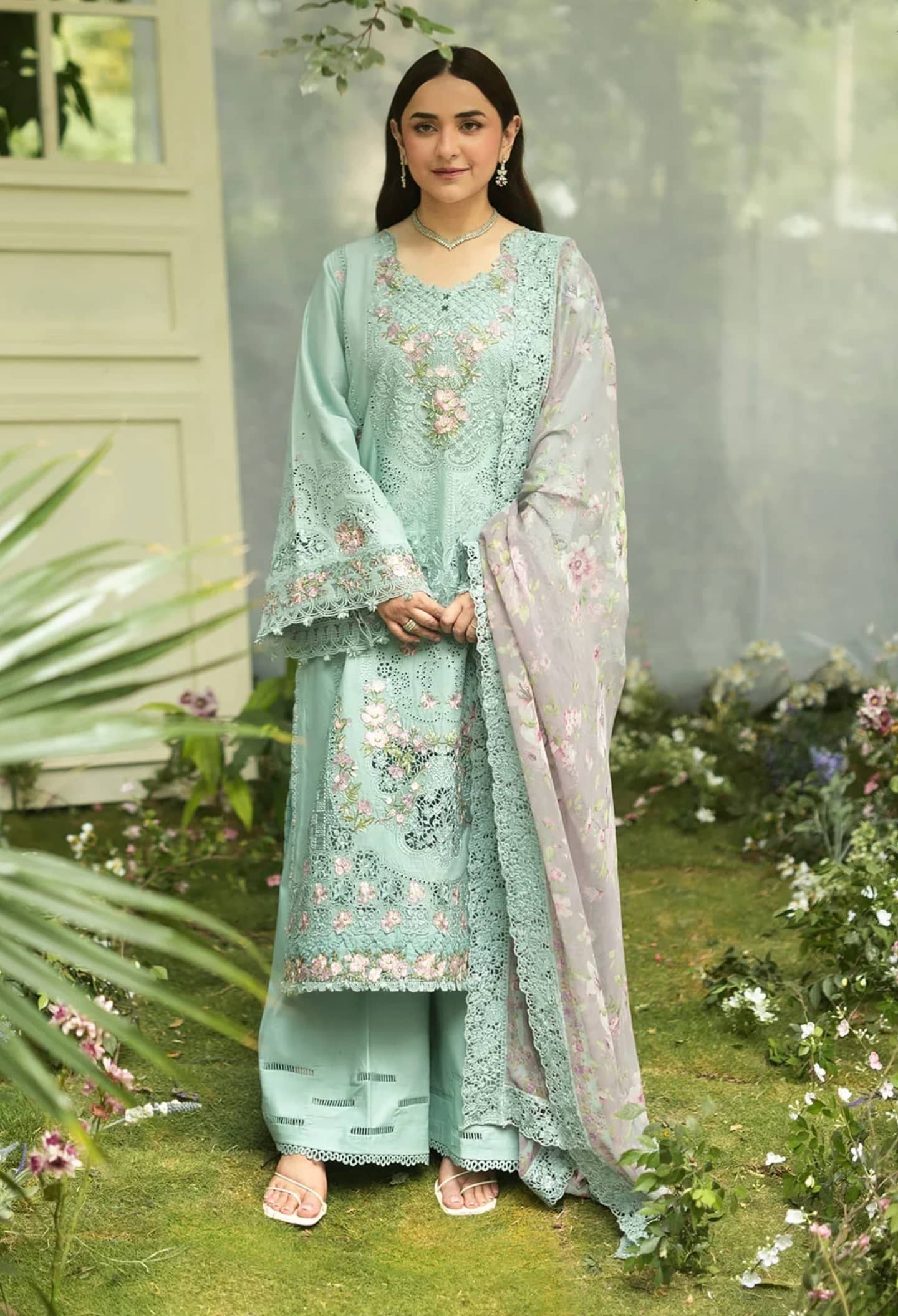 img_elaf_premium_lawn_awwal_boutique