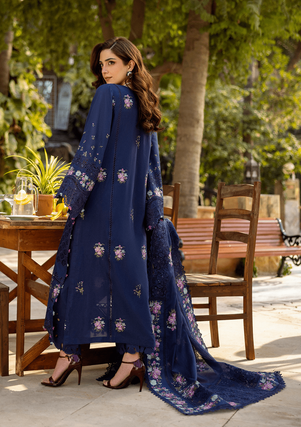 img_elaf_premium_lawn_awwal_boutique