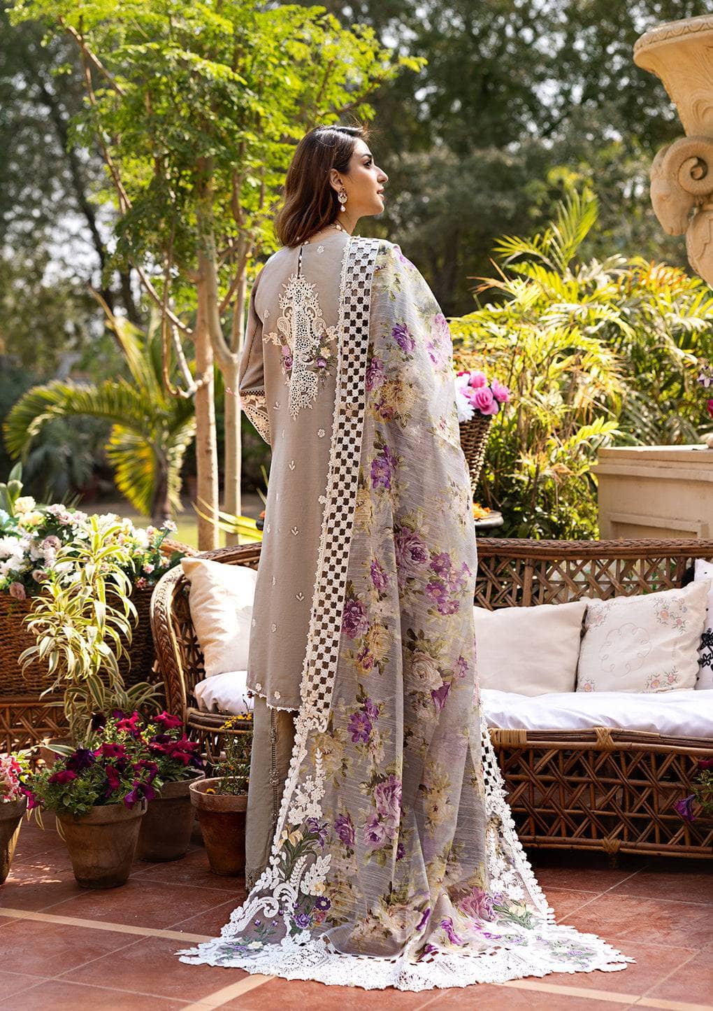 img_elaf_premium_lawn_awwal_boutique