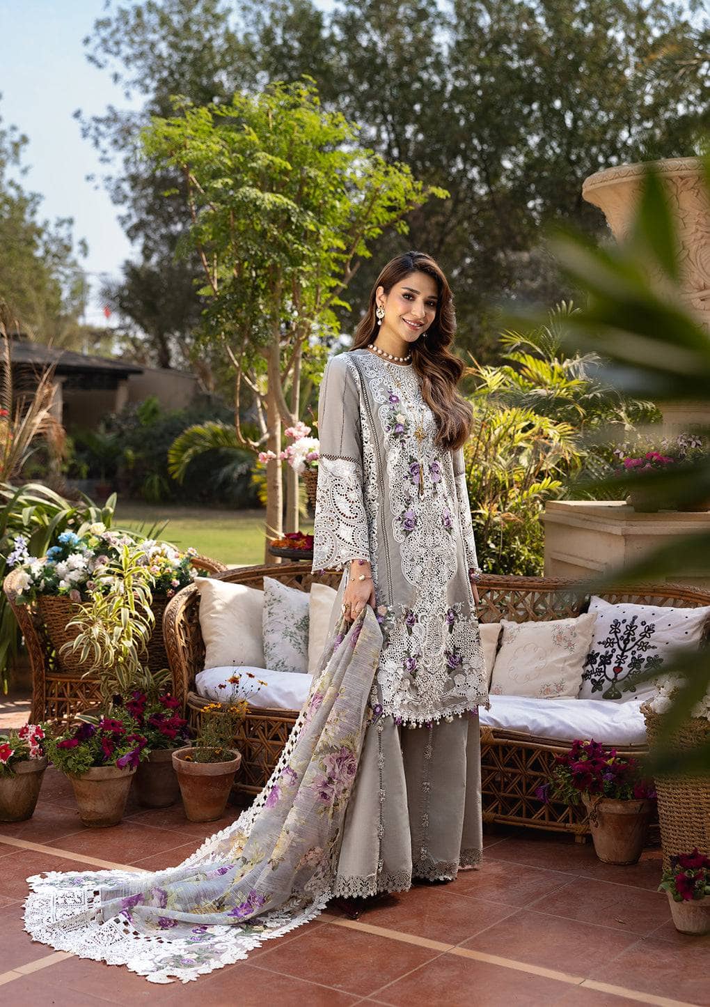 img_elaf_premium_lawn_awwal_boutique