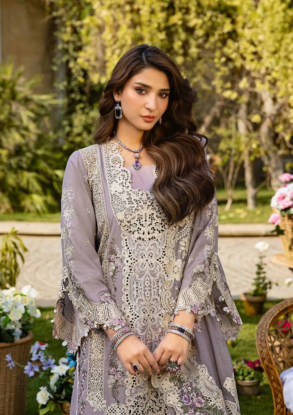 img_elaf_chikankari_lawn_awwal_boutique