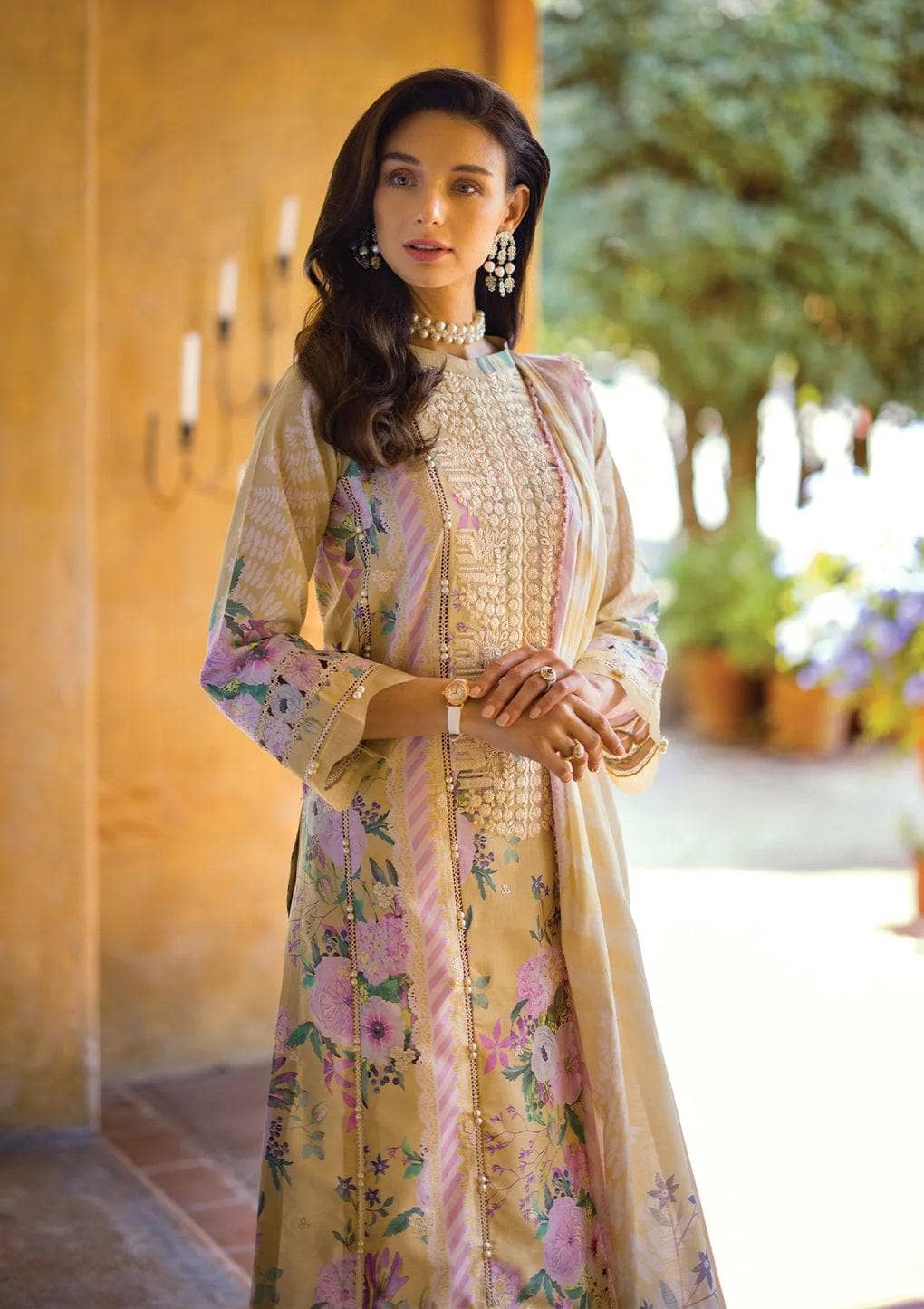 img_elaf_prints_chikankari_lawn_24_awwal_boutique