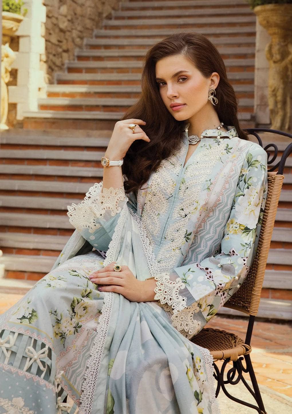 img_elaf_prints_chikankari_lawn_24_awwal_boutique