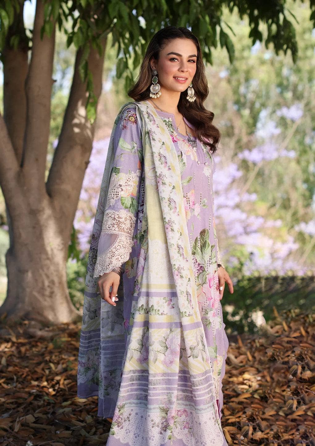 img_elaf_chikankari_awwal_boutique