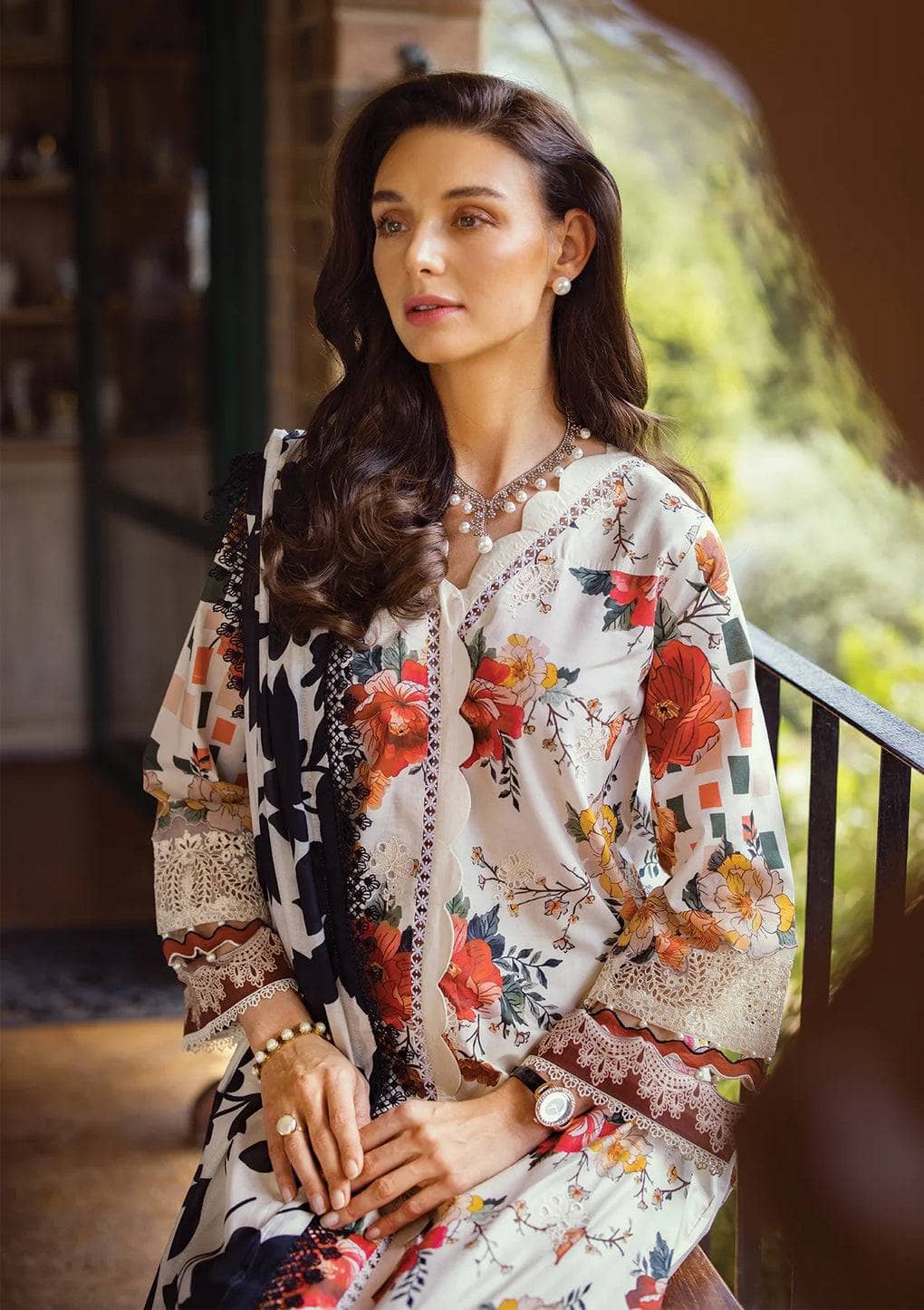 img_elaf_prints_chikankari_lawn_24_awwal_boutique