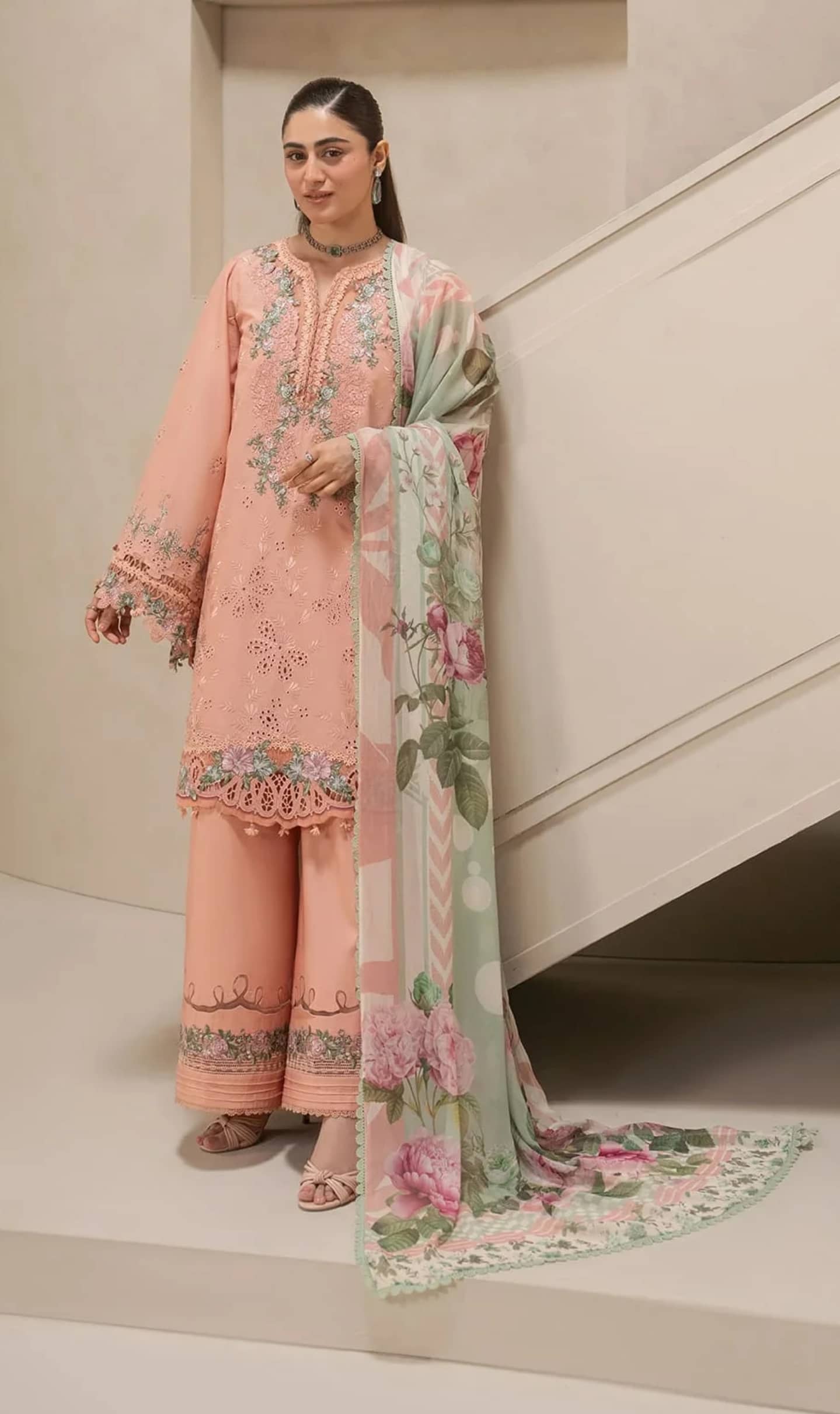 img_elaf_e_craft_lawn_awwal_boutique