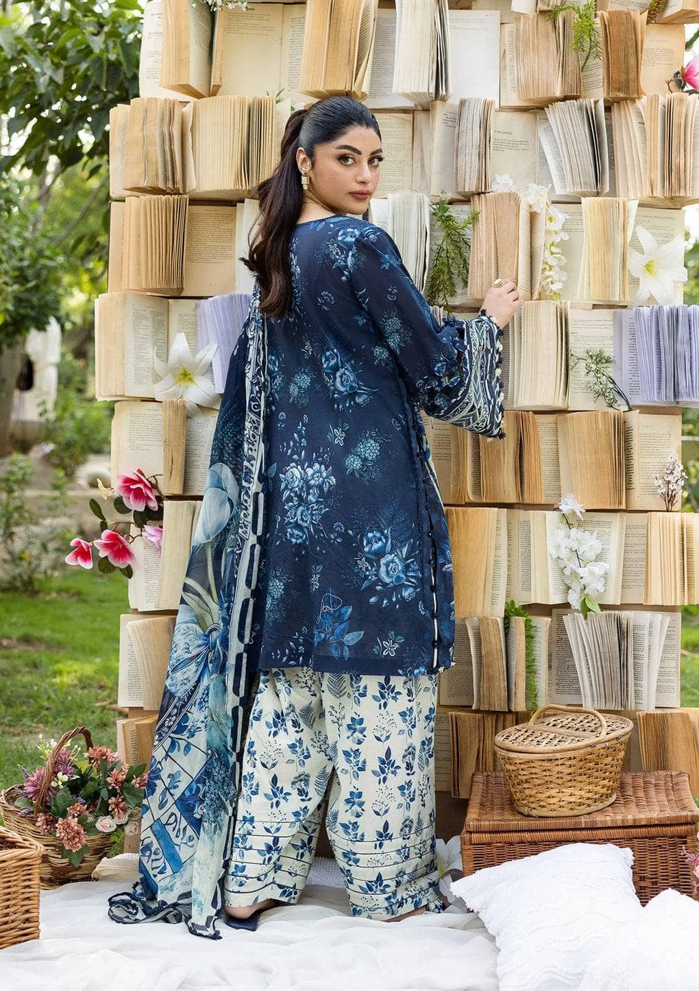 img_elaf_prints_chiffon_dupatta_awwal_boutique