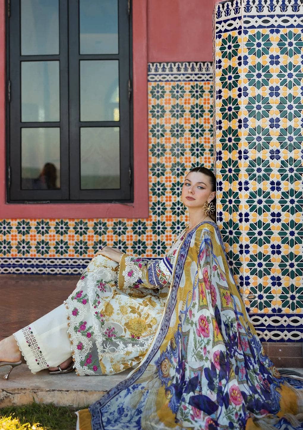 img_elaf_signature_lawn_24_awwal_boutique