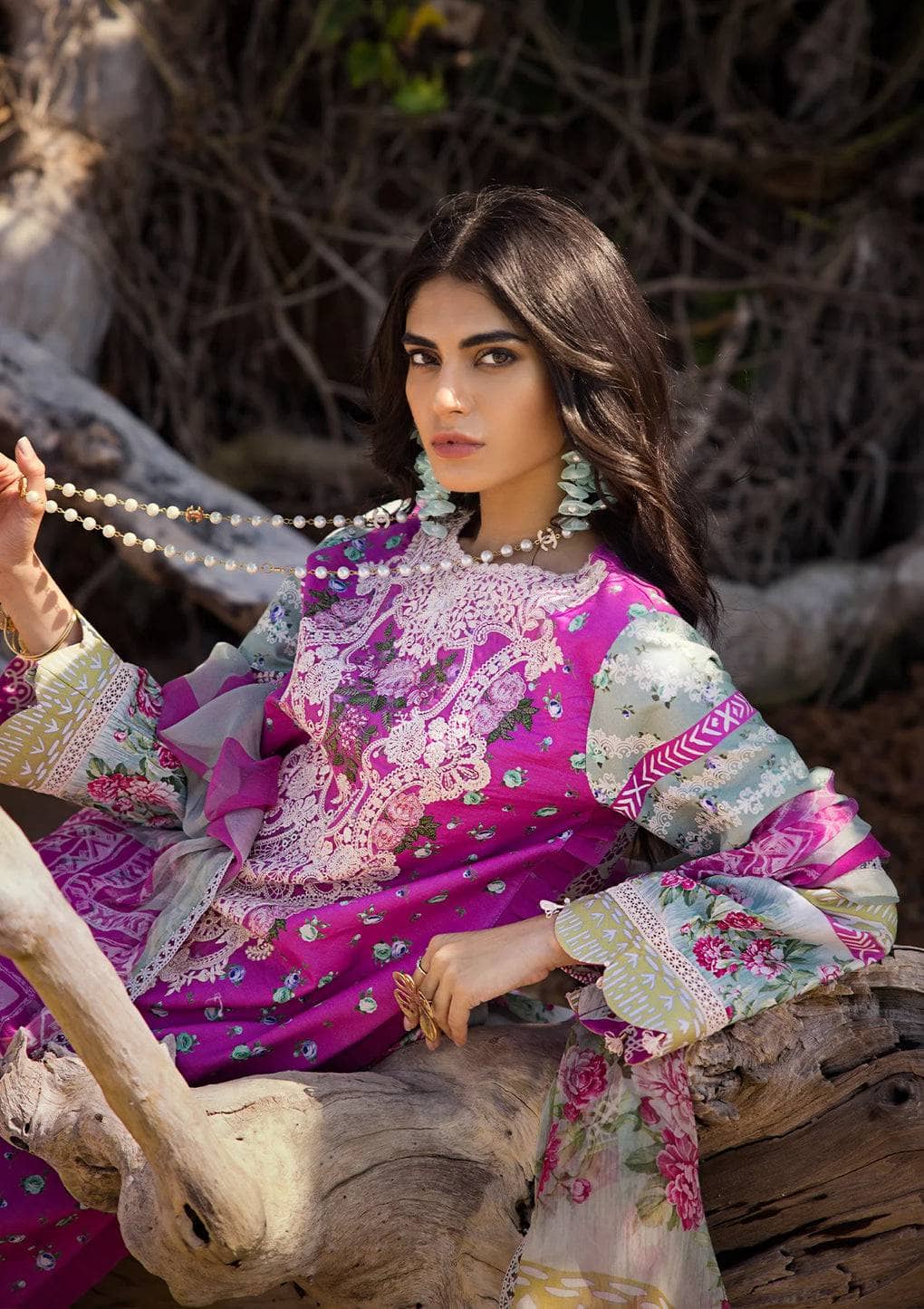 img_elaf_signature_lawn_24_awwal_boutique