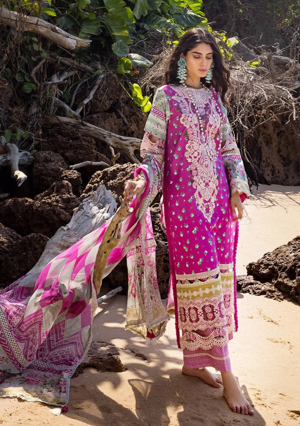 img_elaf_signature_lawn_24_awwal_boutique