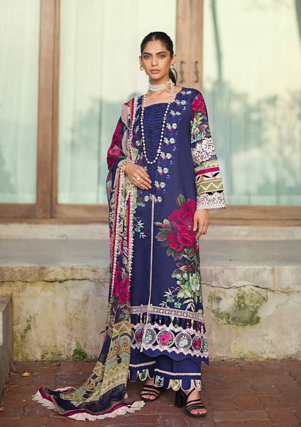 img_elaf_signature_lawn_24_awwal_boutique