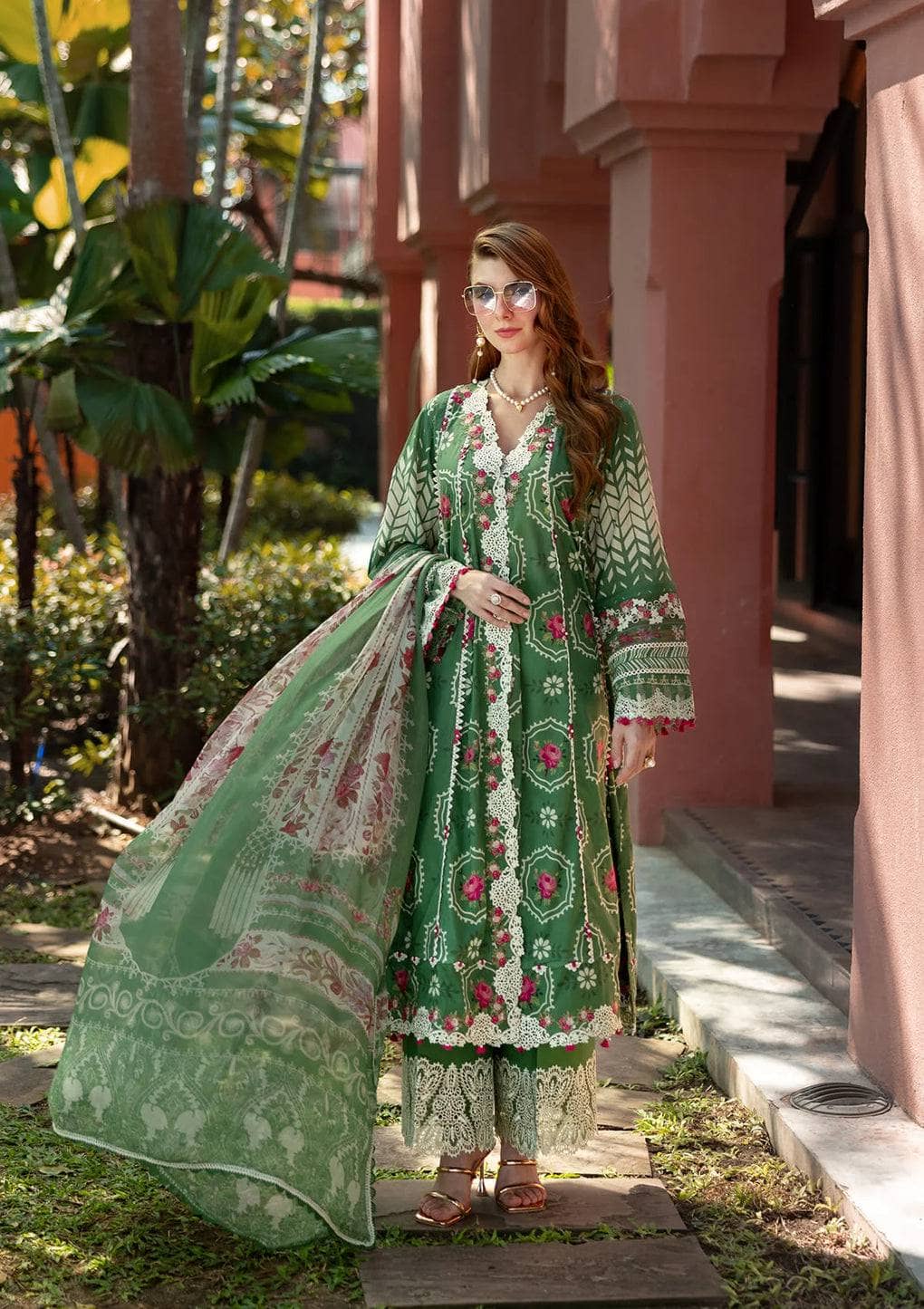 img_elaf_signature_lawn_24_awwal_boutique