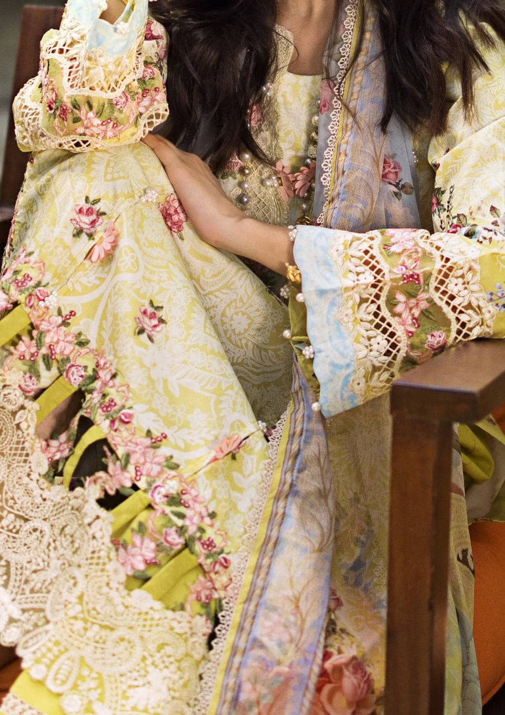 img_elaf_signature_lawn_24_awwal_boutique