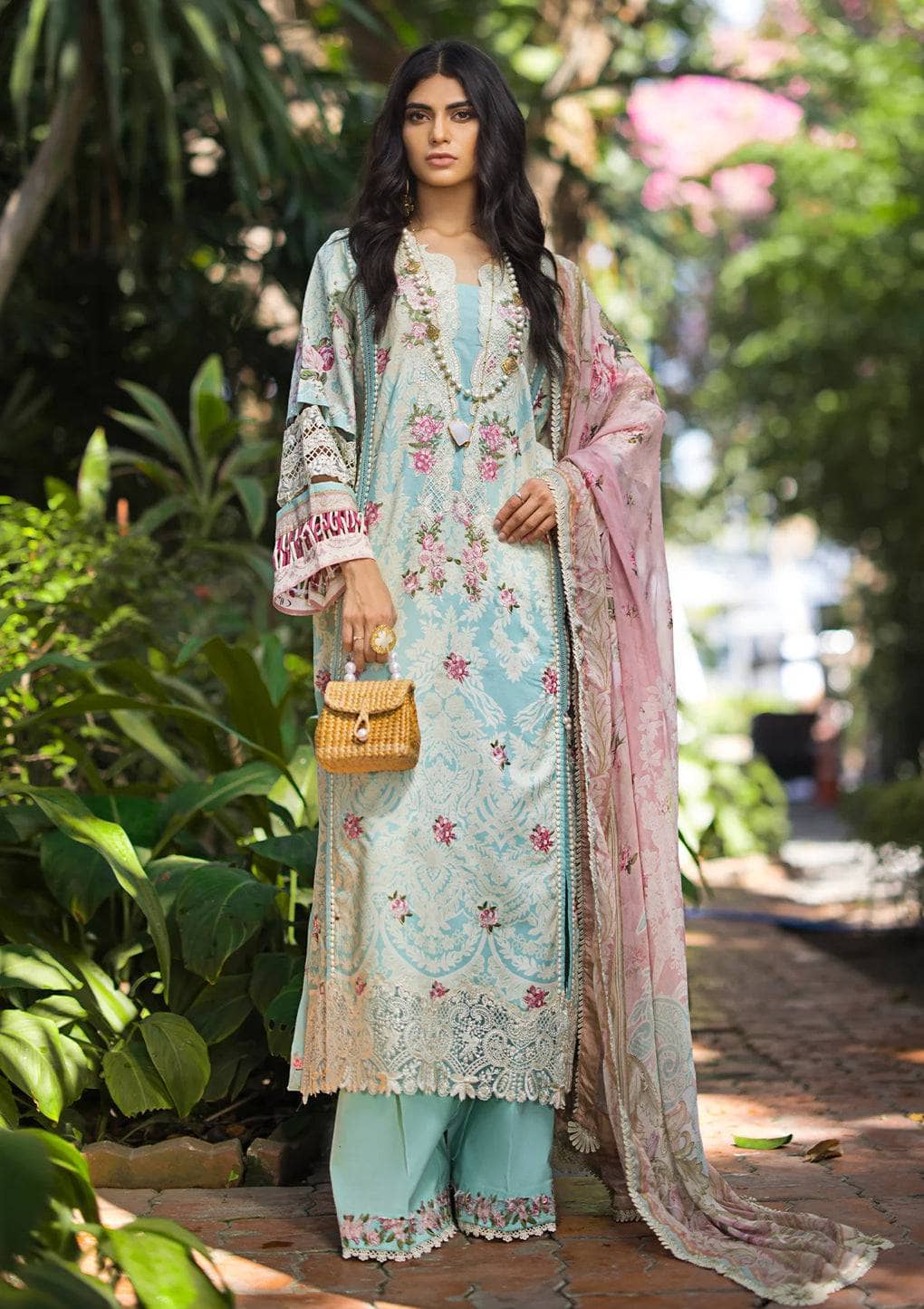 img_elaf_signature_lawn_24_awwal_boutique