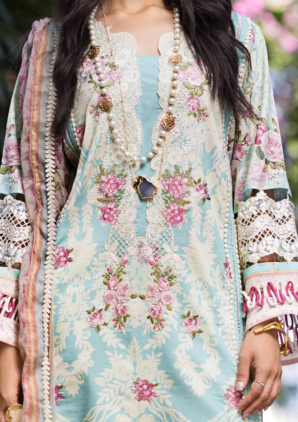 img_elaf_signature_lawn_24_awwal_boutique