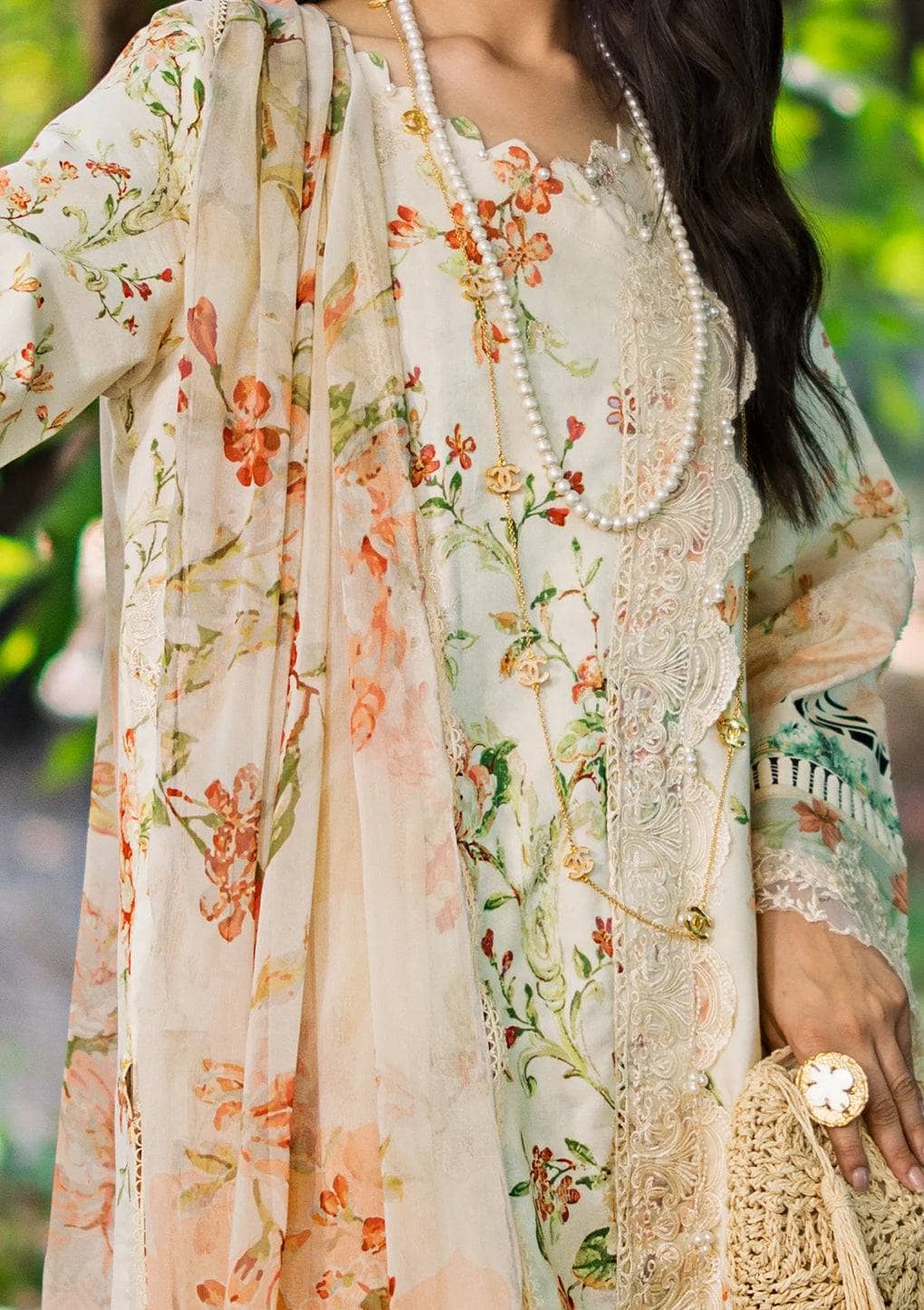 img_elaf_signature_lawn_24_awwal_boutique