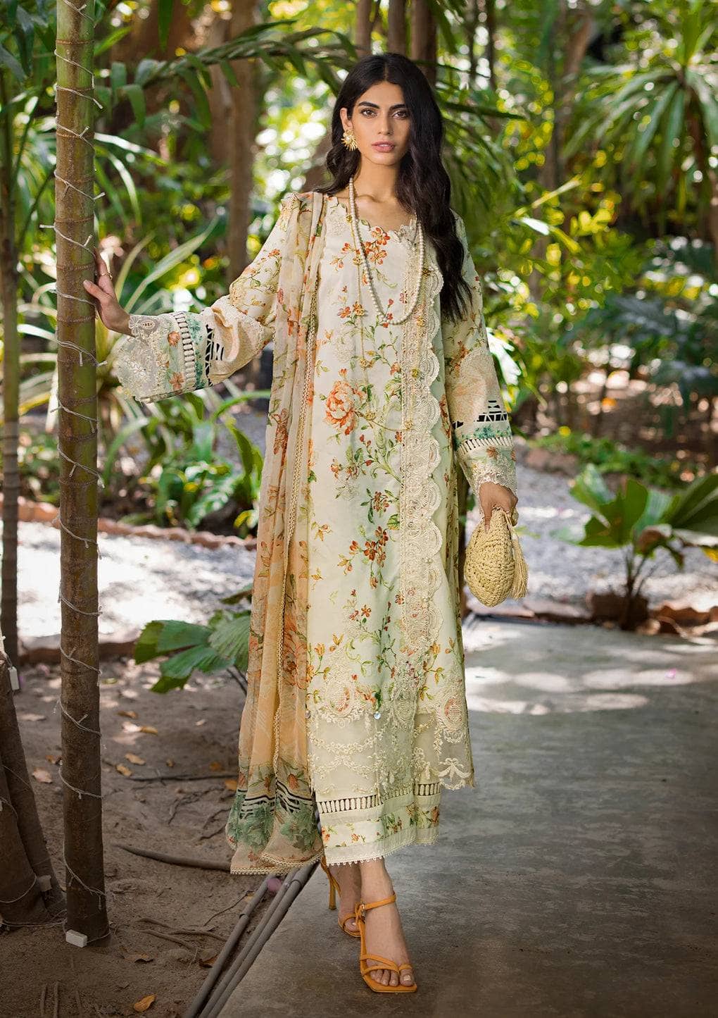 img_elaf_signature_lawn_24_awwal_boutique