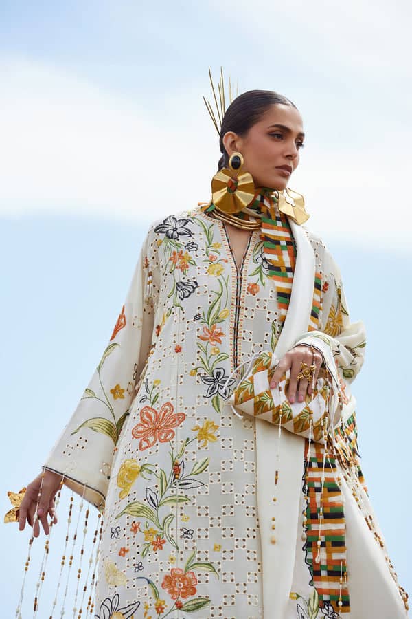 Elan Kashmee Luxury Lawn 26/SONAMARG (EL26-09 A)