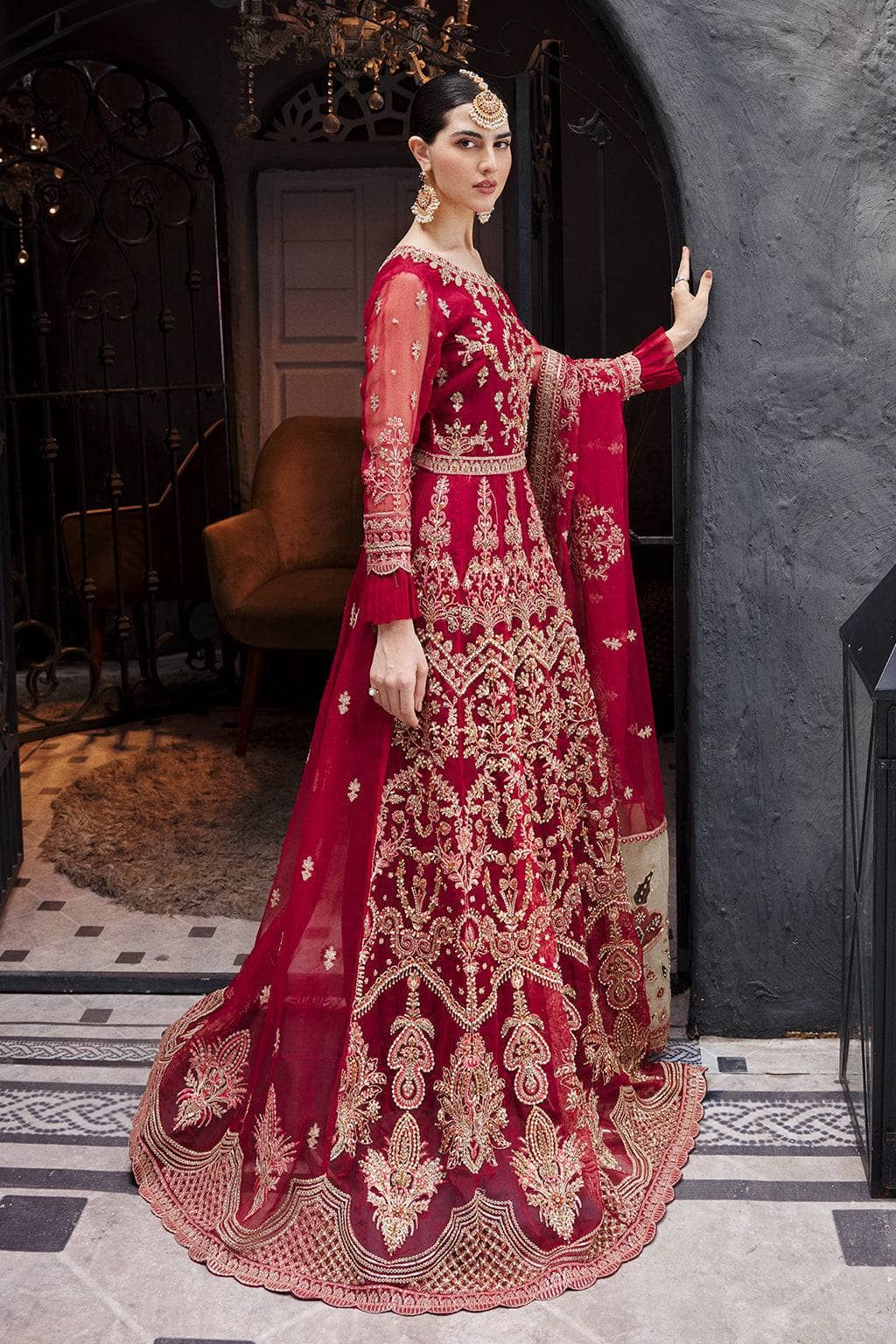 img_emaan_adeel_nawabzadi_awwal_boutique