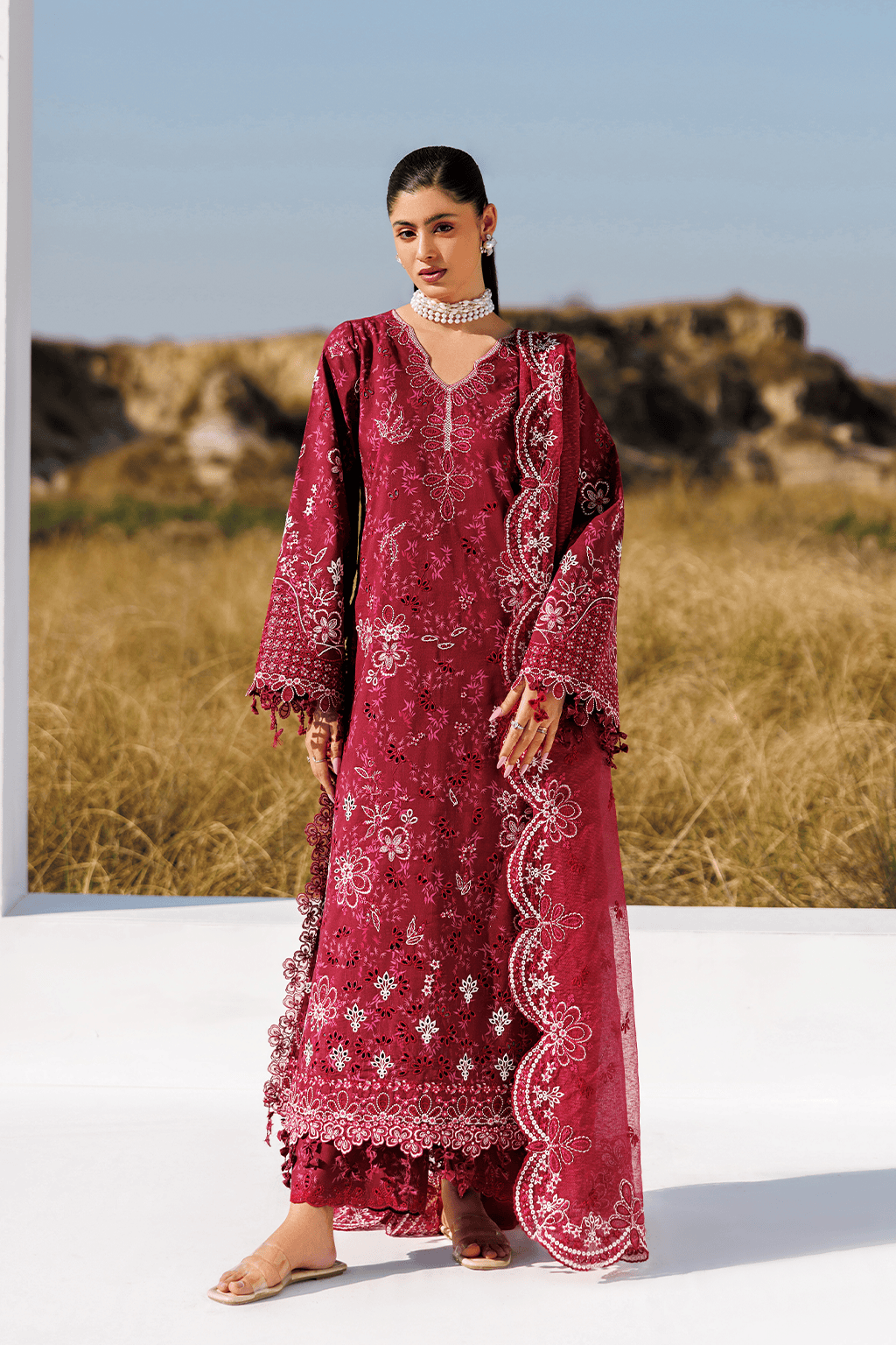 img_emaan_adeel_sunlit_groove_lawn_awwal_boutique