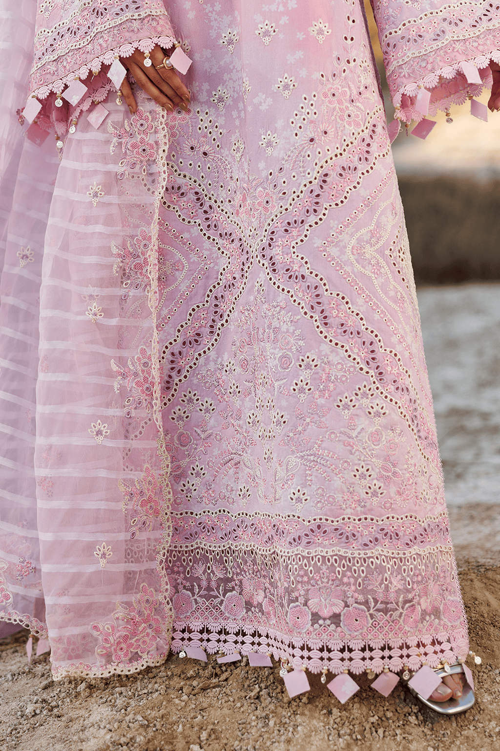 img_emaan_adeel_sunlit_groove_awwal_boutique