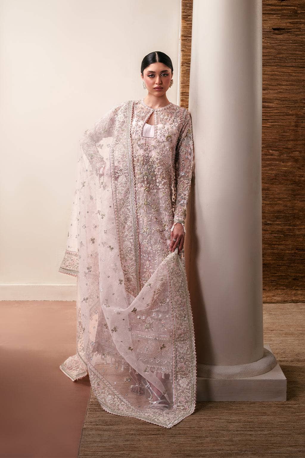 img_emaan_adeel_wedding_awwal_boutique