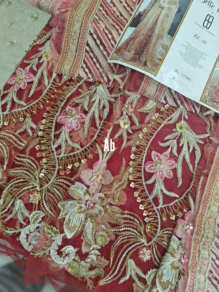 Emaan Adeel open pics Open Pic/Emaan Adeel Belle Robe/10