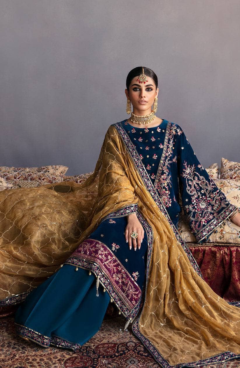 ing_emaan_adeel_velvet_awwal_boutique