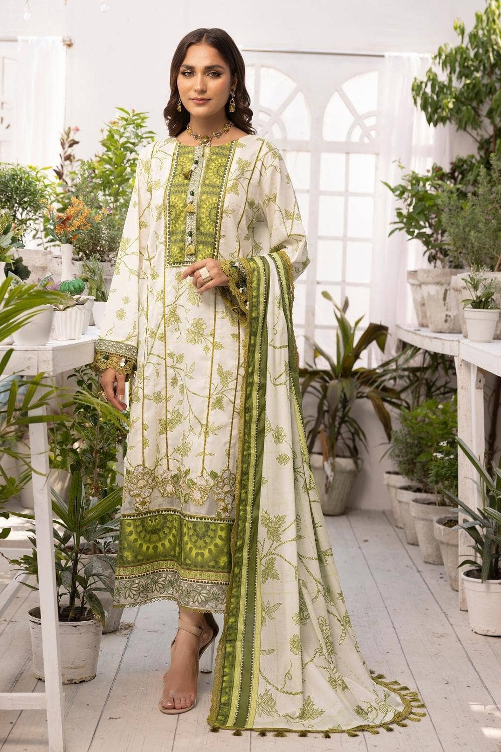 img_faiza_faisal_ittehad_lawn_23_awwal_boutique